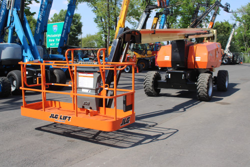 2016 JLG 800AJ  For Sale