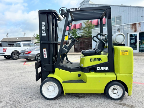 2001 Clark CGC40  For Sale