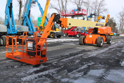 2005 JLG 1350SJP  For Sale