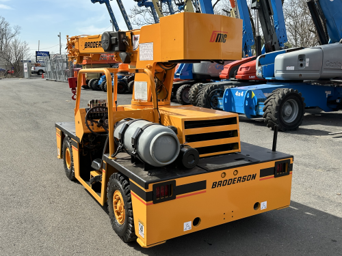 2005 Broderson IC35-2D  For Sale