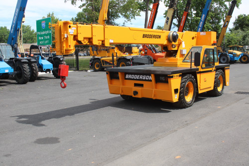 2011 Broderson IC200-3F  For Sale