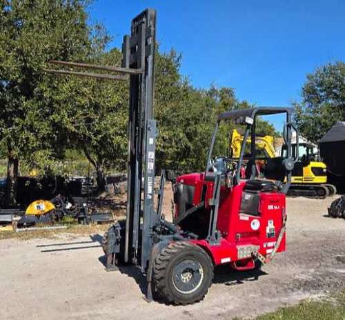 2015 Moffett M8 55.4 Diesel For Sale