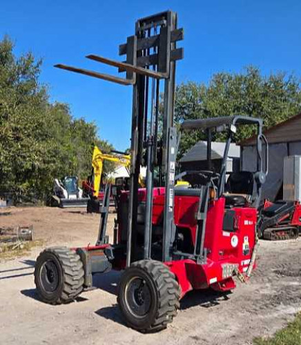 2015 Moffett M8 55.4 Diesel For Sale 149510_2