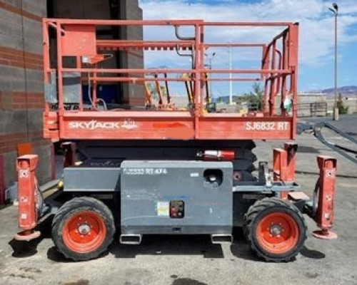 2015 SkyJack SJ6832RT Dual Fuel For Sale