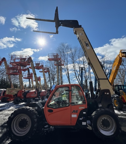 2016 JLG 943  For Sale