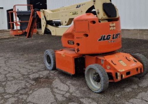 2016 JLG E400AJP  For Sale