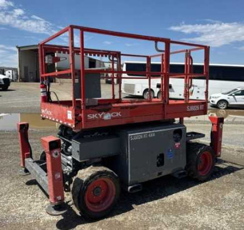 2016 SkyJack SJ6826RT Diesel For Sale