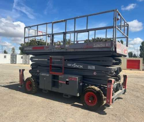 2016 SkyJack SJ9250 Diesel For Sale
