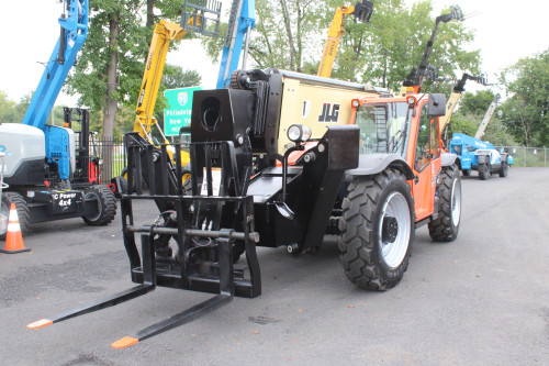 2017 JLG 1255  For Sale