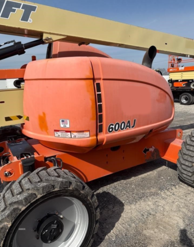 2017 JLG 600AJ  For Sale