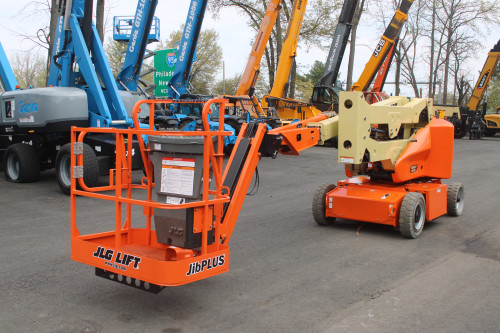 2017 JLG E400AJPN  For Sale