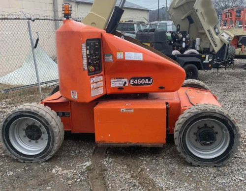2017 JLG E450AJ  For Sale