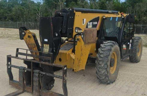 2018 Caterpillar TL1055D  For Sale