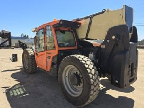 2018 JLG 1055  For Sale