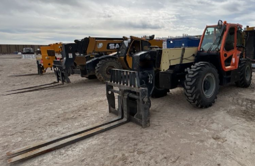 2017 JLG 1644  For Sale