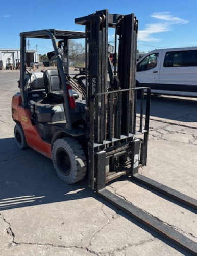 2018 Toyota 8FGU25  For Sale