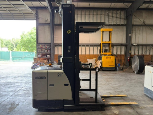 2019 Crown SP3520-30  For Sale