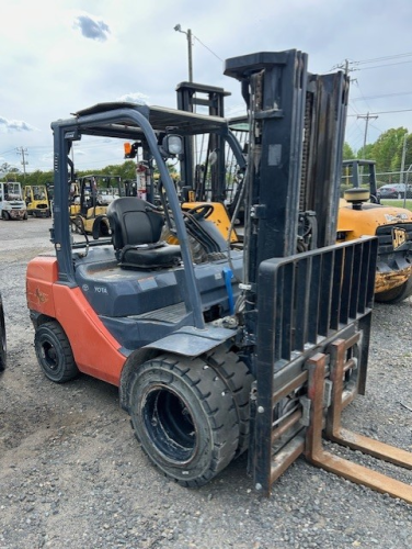 2019 Toyota 8FGU30  For Sale