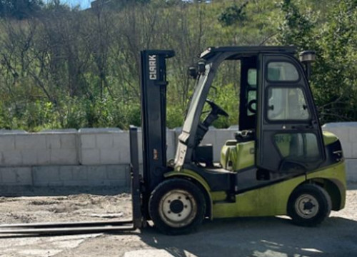 2020 Clark S25D  For Sale