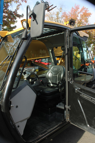 2022 Caterpillar TL642 Diesel For Sale 152863_8