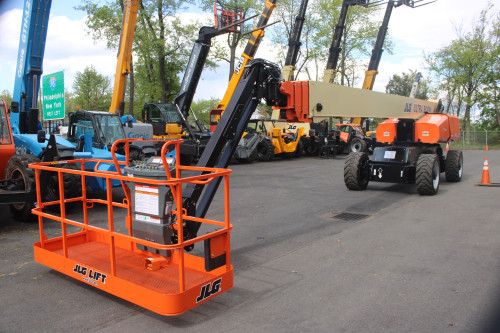 2023 JLG 1350SJP  For Sale