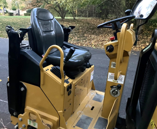 2024 Caterpillar CB1.7 Diesel For Sale 149329_4