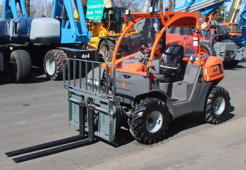 2024 Skytrak 3013  For Sale