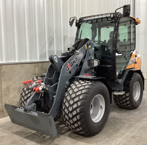 2025 Giant G3500 Diesel For Sale