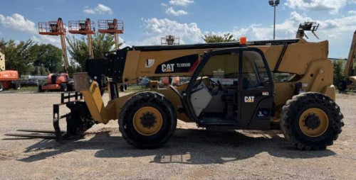 2018 Caterpillar TL1055D Diesel For Sale