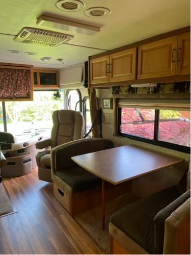 2005 Fleetwood Expedition 34M Diesel For Sale 150159_12