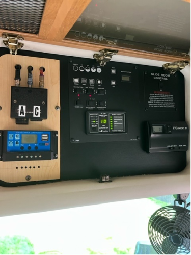 2005 Fleetwood Expedition 34M Diesel For Sale 150159_27