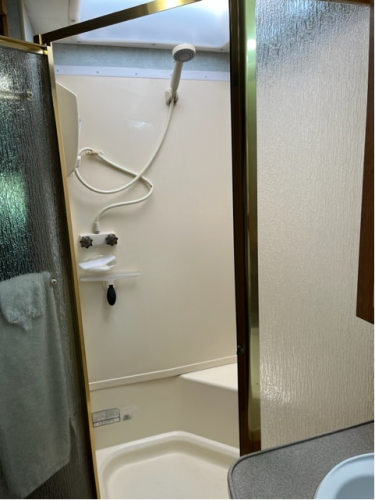 2005 Fleetwood Expedition 34M Diesel For Sale 150159_11