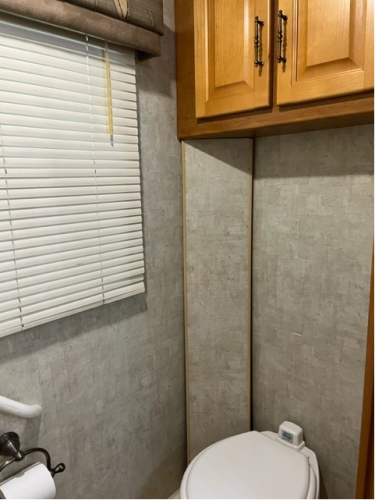 2005 Fleetwood Expedition 34M Diesel For Sale 151969_19