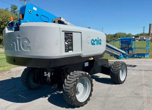 2016 Genie S60X  For Sale