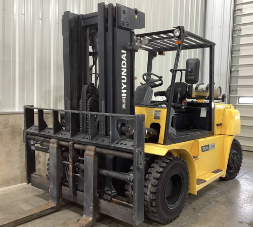 2017 Hyundai 70L-7A  For Sale