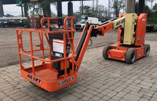 2018 JLG E300AJP  For Sale