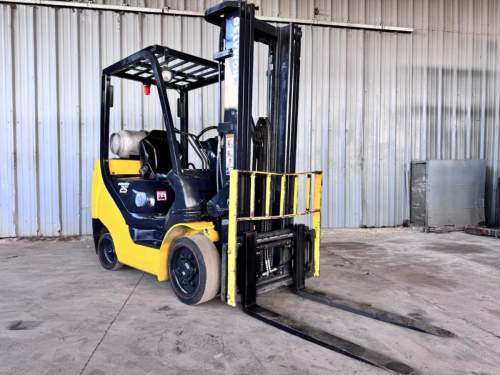 2012 Komatsu FG25ST-16  For Sale