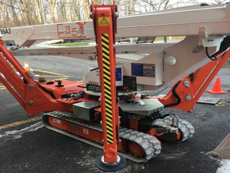 Easy Lift 70-36AJ Spider Lift