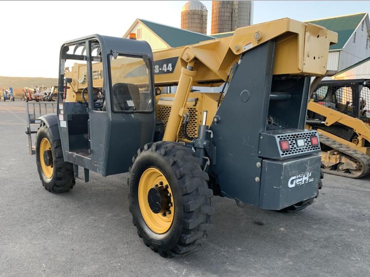 Gehl RS8-44 Telehandler