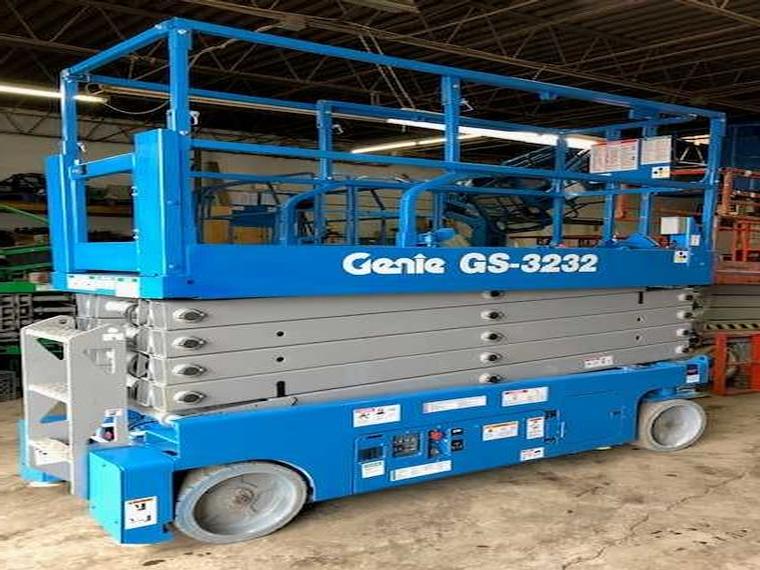 Genie GS3232 Scissor Lift