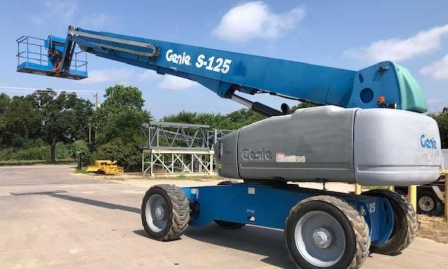 Genie S125 Straight Boom Lift