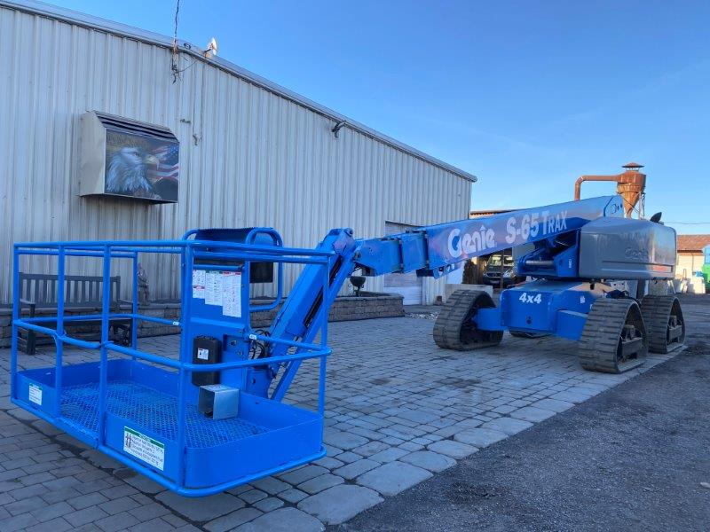 Genie S65 TRAX Straight Boom Lift