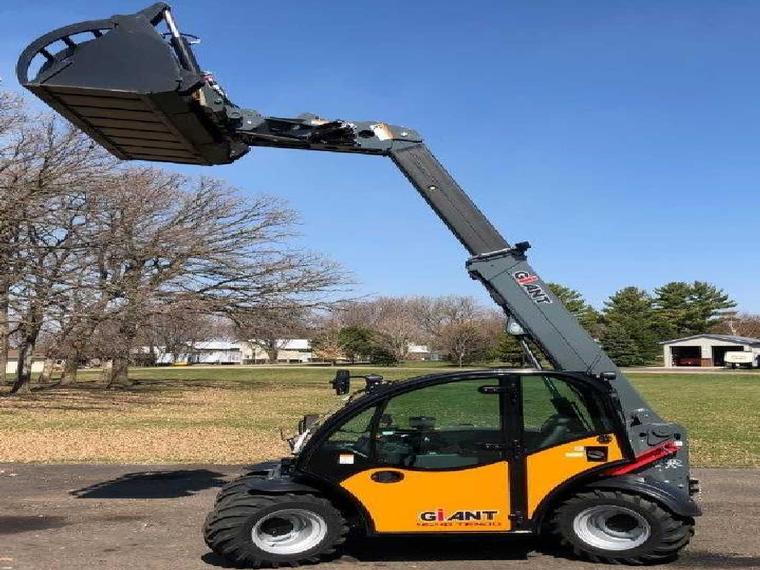 Giant 4548 Tendo Telehandler