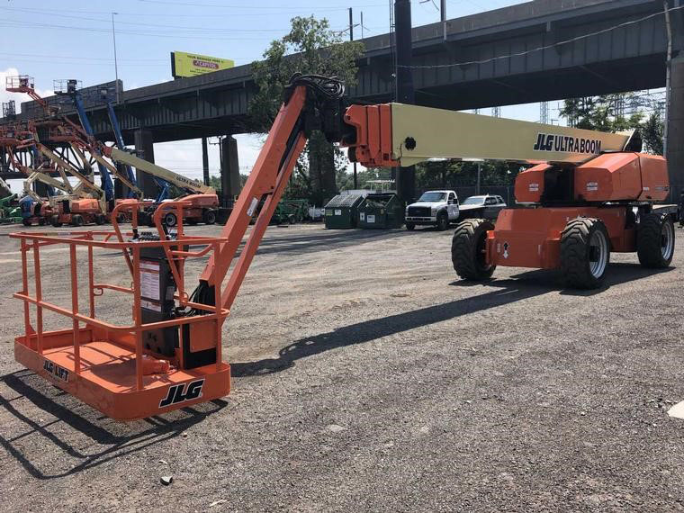 JLG 1200SJP Straight Boom Lift