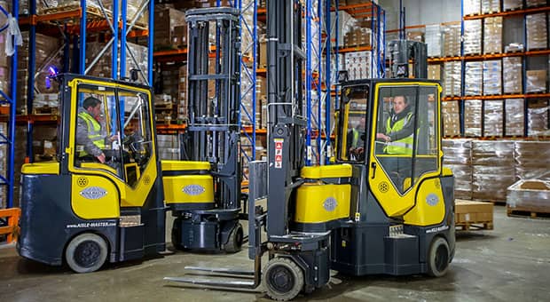 narrow-aisle-forklift